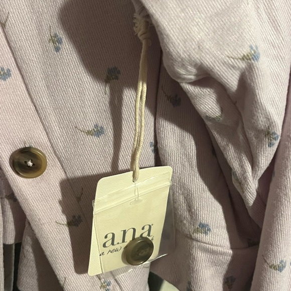 NWT button up cardigan - Picture 8 of 11